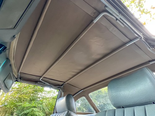 1988 Mercedes-Benz 300 SL Auto (R107) En venta (imagen 32 de 90)