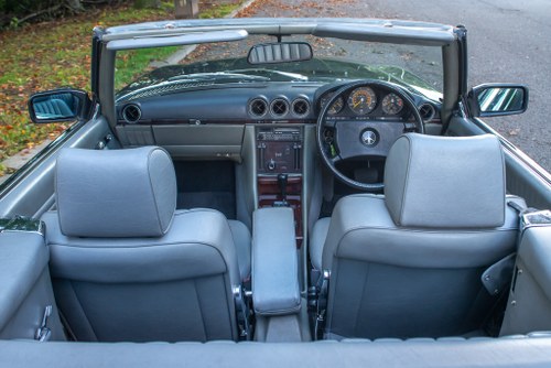 1988 Mercedes-Benz 300 SL Auto (R107) En venta (imagen 16 de 90)