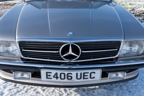 1988 Mercedes-Benz 300SL R107 In vendita (immagine 92 di 199)