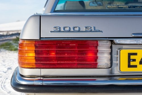 1988 Mercedes-Benz 300SL R107 In vendita (immagine 130 di 199)