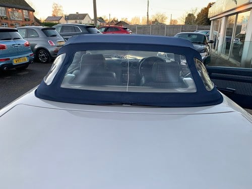 1988 Mercedes-Benz 300SL R107 In vendita (immagine 87 di 199)