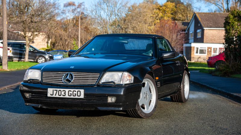 1992 Mercedes-Benz SL300 R129 For Sale (picture 1 of 177)
