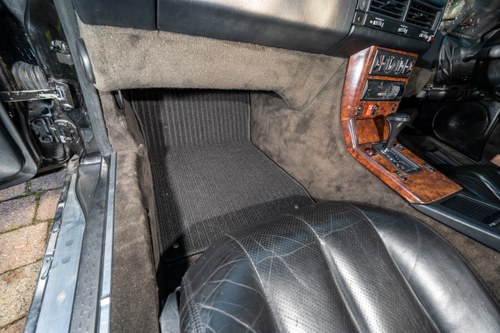 1992 Mercedes-Benz SL300 R129 For Sale (picture 30 of 177)