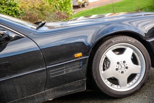 1992 Mercedes-Benz SL300 R129 For Sale (picture 69 of 177)