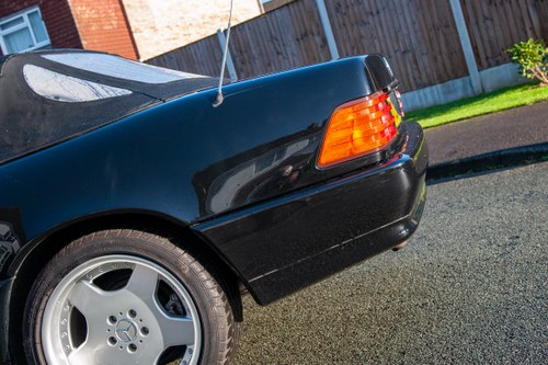 1992 Mercedes-Benz SL300 R129 For Sale (picture 87 of 177)