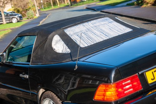 1992 Mercedes-Benz SL300 R129 For Sale (picture 81 of 177)