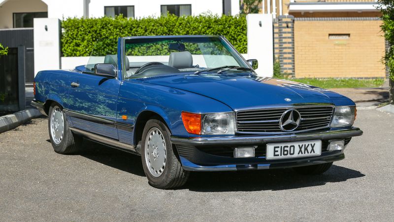 1987 Mercedes-Benz 300 SL (R107) For Sale (picture 1 of 176)