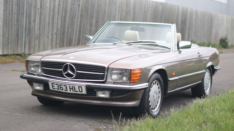 RESERVE LOWERED - 1988 Mercedes-Benz 300 SL For Sale (picture 1 of 284)