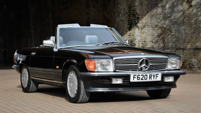 1989 Mercedes-Benz 300 SL For Sale (picture 1 of 111)