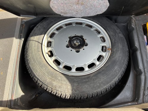 1988 Mercedes-Benz R107 300SL zum Verkauf (Bild 199 von 236)