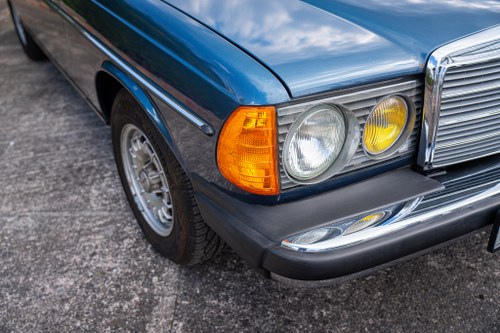 1984 Mercedes-Benz 300CD Turbo Diesel LHD In vendita (immagine 117 di 177)