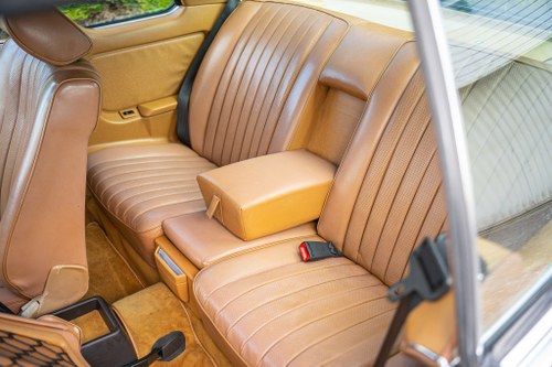 1984 Mercedes-Benz 300CD Turbo Diesel LHD In vendita (immagine 64 di 177)