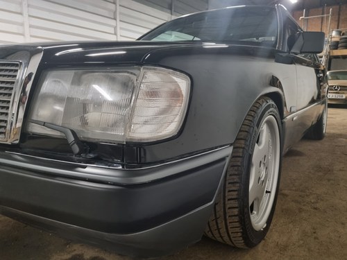 1991 Mercedes-Benz 300CE 24v Sportline zum Verkauf (Bild 50 von 77)
