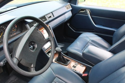 1988 Mercedes-Benz 300CE à vendre (picture 32 of 91)