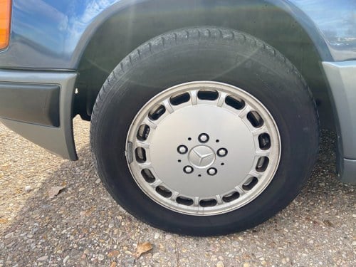 1988 Mercedes-Benz 300CE à vendre (picture 27 of 91)