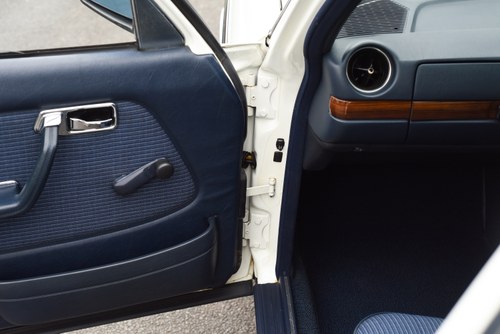 1984 Mercedes-Benz 300D Auto (W123) En venta (imagen 47 de 140)