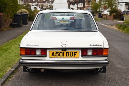 1984 Mercedes-Benz 300D Auto (W123) En venta (imagen 20 de 140)