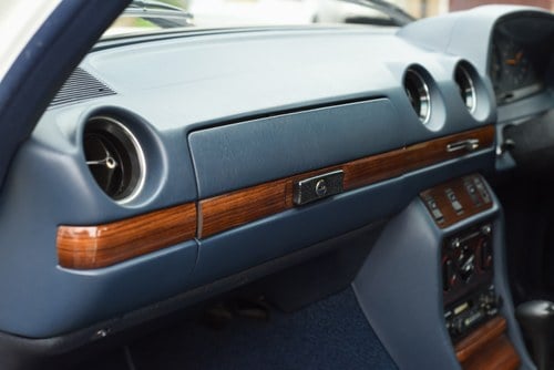 1984 Mercedes-Benz 300D Auto (W123) En venta (imagen 44 de 140)