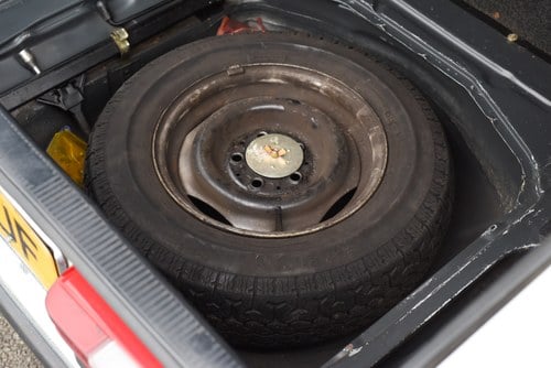 1984 Mercedes-Benz 300D Auto (W123) En venta (imagen 72 de 140)