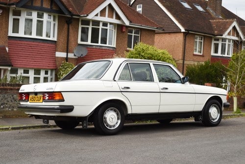 1984 Mercedes-Benz 300D Auto (W123) En venta (imagen 7 de 140)