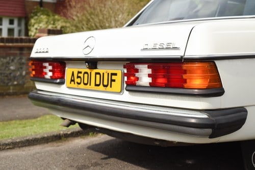 1984 Mercedes-Benz 300D Auto (W123) En venta (imagen 100 de 140)