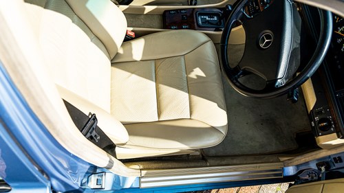 1993 Mercedes 300E-24 Auto W124 à vendre (picture 40 of 132)