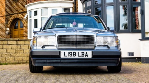 1993 Mercedes 300E-24 Auto W124 à vendre (picture 14 of 132)