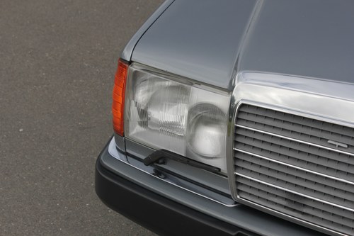 1992 Mercedes-Benz 300E (W124) zum Verkauf (Bild 107 von 161)