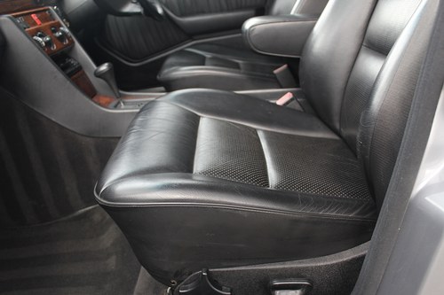 1992 Mercedes-Benz 300E (W124) zum Verkauf (Bild 75 von 161)