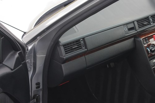 1992 Mercedes-Benz 300E (W124) zum Verkauf (Bild 48 von 161)