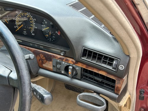 1991 Mercedes-Benz 300SE Auto In vendita (immagine 61 di 245)