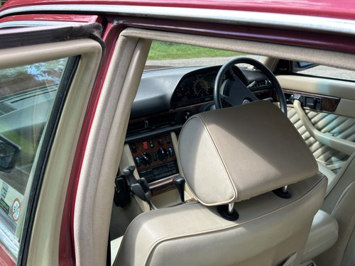 1991 Mercedes-Benz 300SE Auto In vendita (immagine 133 di 245)