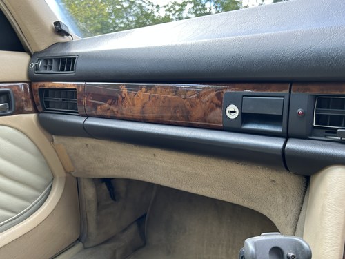 1991 Mercedes-Benz 300SE Auto In vendita (immagine 64 di 245)