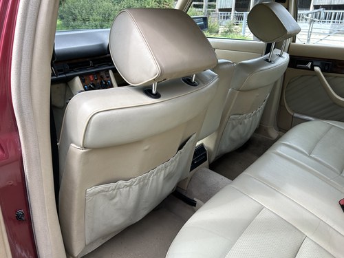 1991 Mercedes-Benz 300SE Auto In vendita (immagine 117 di 245)