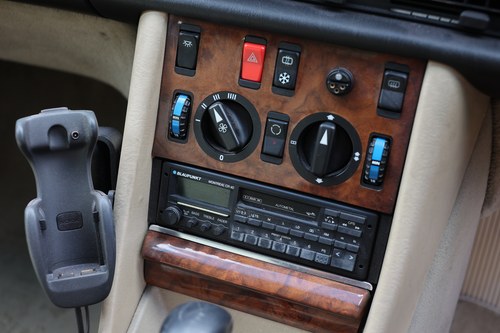 1991 Mercedes-Benz 300SE Auto In vendita (immagine 40 di 245)