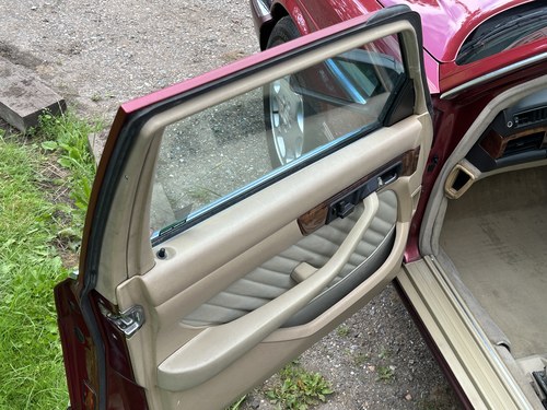 1991 Mercedes-Benz 300SE Auto In vendita (immagine 113 di 245)