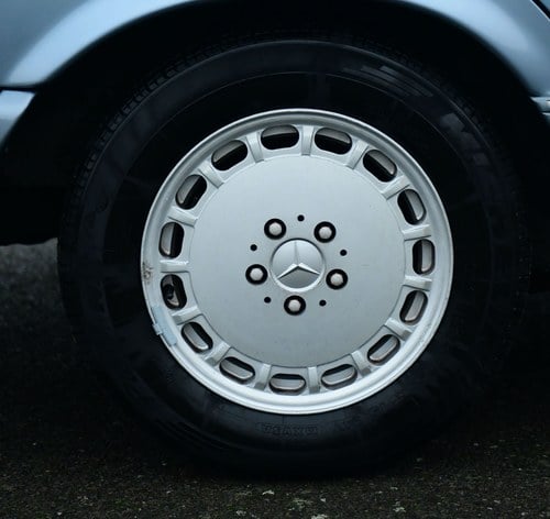 1988 Mercedes-Benz 300SEL W126 zum Verkauf (Bild 14 von 64)