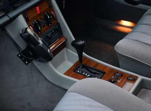 1988 Mercedes-Benz 300SEL W126 zum Verkauf (Bild 28 von 64)