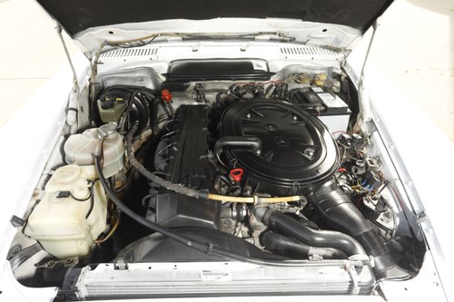 1986 Mercedes-Benz 300 SL (R107) zum Verkauf (Bild 139 von 218)