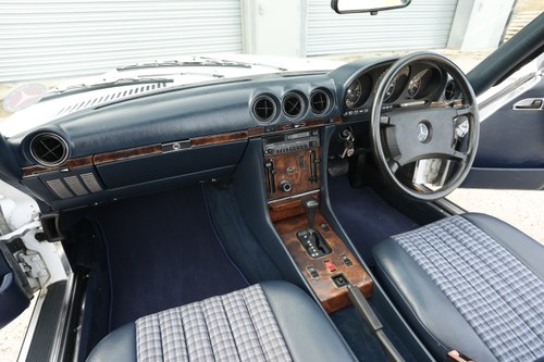 1986 Mercedes-Benz 300 SL (R107) zum Verkauf (Bild 59 von 218)