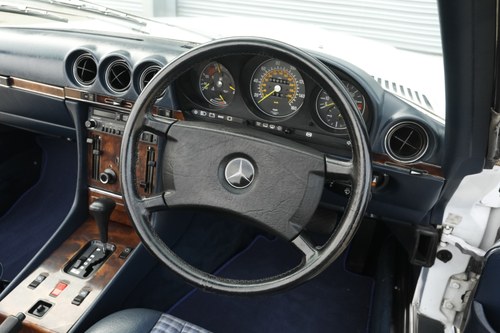 1986 Mercedes-Benz 300 SL (R107) zum Verkauf (Bild 57 von 218)