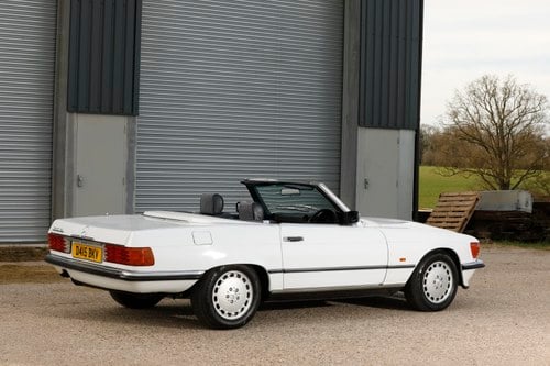 1986 Mercedes-Benz 300 SL (R107) zum Verkauf (Bild 21 von 218)