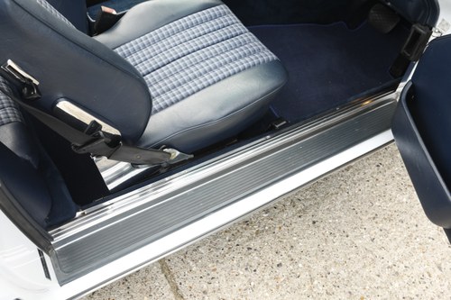 1986 Mercedes-Benz 300 SL (R107) zum Verkauf (Bild 82 von 218)