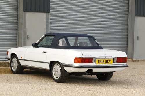 1986 Mercedes-Benz 300 SL (R107) zum Verkauf (Bild 36 von 218)