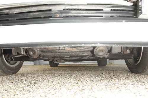 1986 Mercedes-Benz 300 SL (R107) zum Verkauf (Bild 165 von 218)