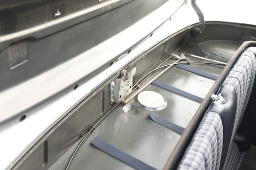 1986 Mercedes-Benz 300 SL (R107) zum Verkauf (Bild 134 von 218)