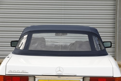1986 Mercedes-Benz 300 SL (R107) zum Verkauf (Bild 129 von 218)