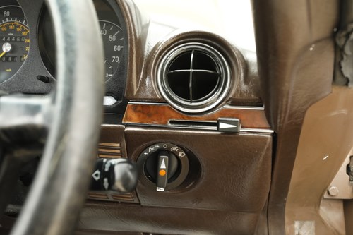 1986 Mercedes-Benz 300SL (R107) In vendita (immagine 52 di 176)