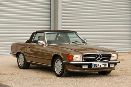 1986 Mercedes-Benz 300SL (R107) In vendita (immagine 17 di 176)