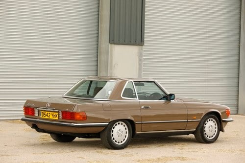 1986 Mercedes-Benz 300SL (R107) In vendita (immagine 9 di 176)